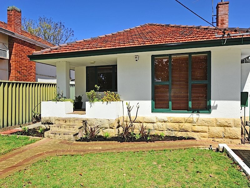 217 Woodside Street, Doubleview WA 6018