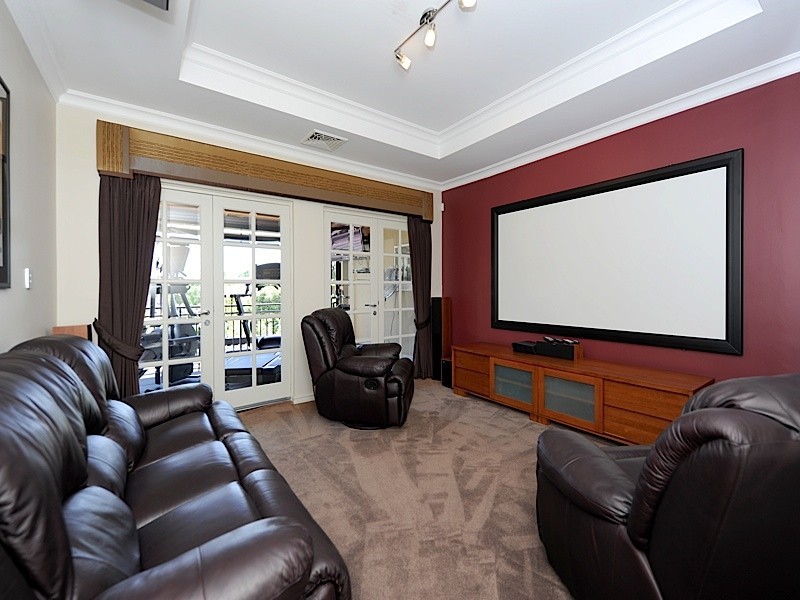 25 First Ave, Mount Lawley WA 6050