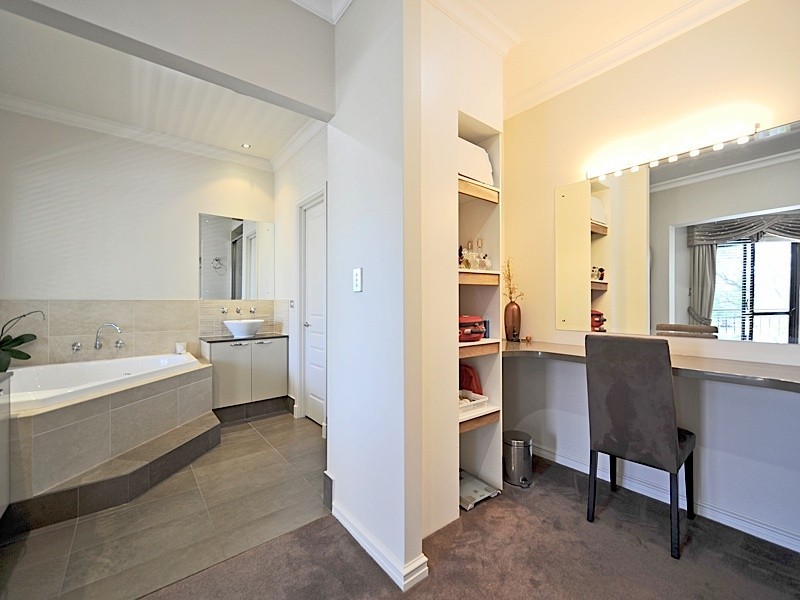 25 First Ave, Mount Lawley WA 6050