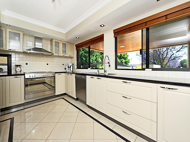 25 First Ave, Mount Lawley WA 6050