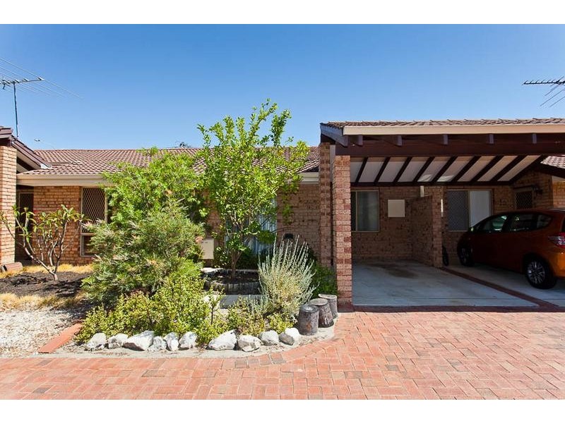 11/1 Waterway Court, Churchlands WA 6018