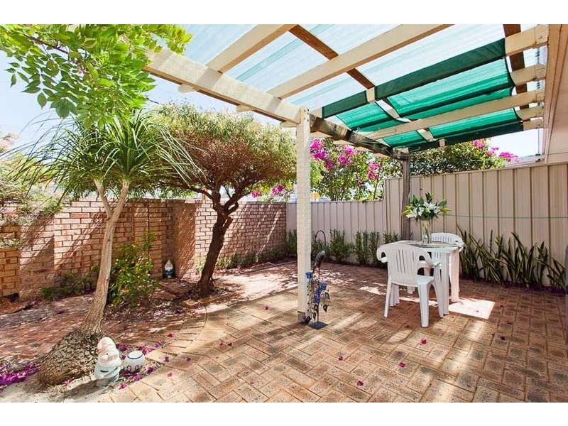 11/1 Waterway Court, Churchlands WA 6018