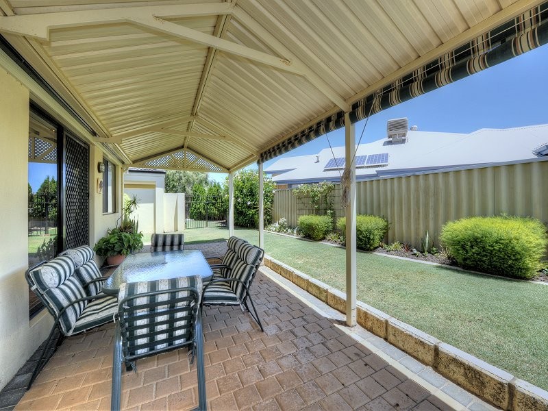 28 Pesaro Green, Secret Harbour WA 6173