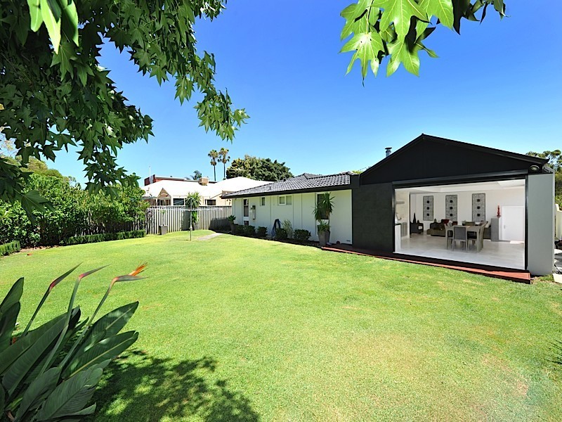 28 Weldon Way, City Beach WA 6015