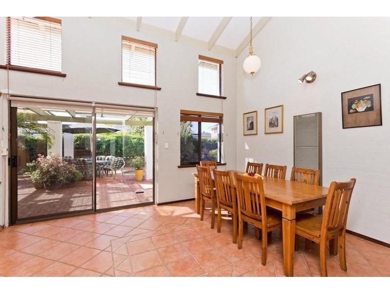 10 Thornbill Way, Churchlands WA 6018