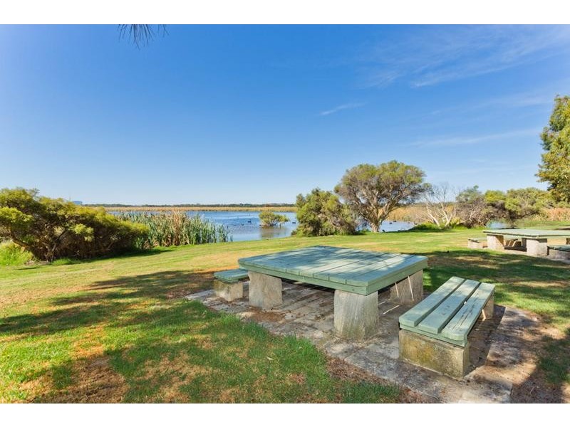 10 Thornbill Way, Churchlands WA 6018