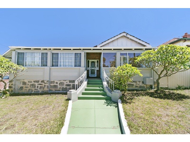 278 South Street, White Gum Valley WA 6162