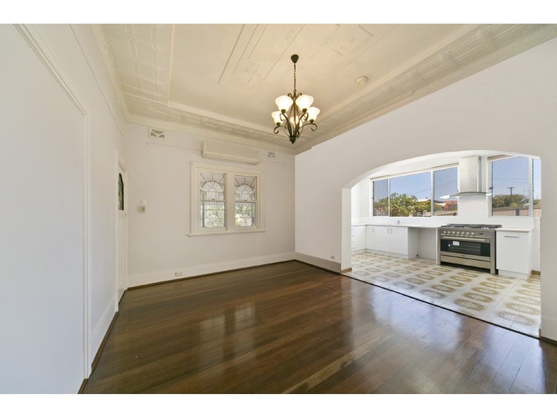 278 South Street, White Gum Valley WA 6162