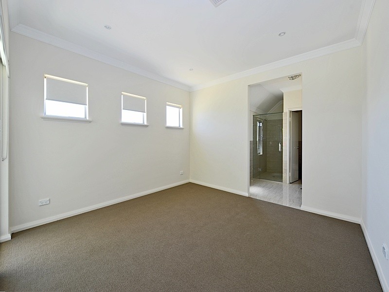 11 Alumni Tce, Churchlands WA 6018