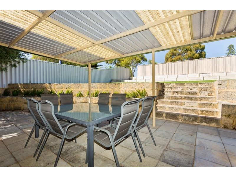 17 Gamble Way, Karrinyup WA 6018