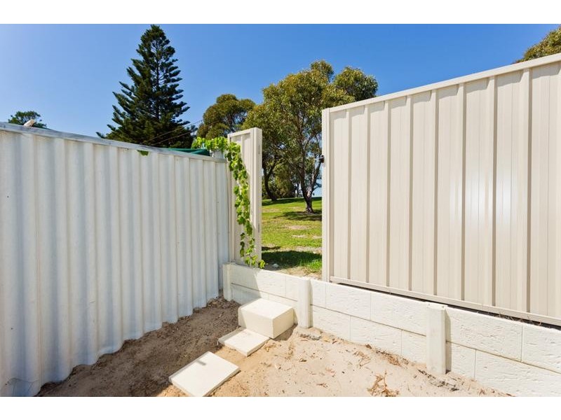 17 Gamble Way, Karrinyup WA 6018