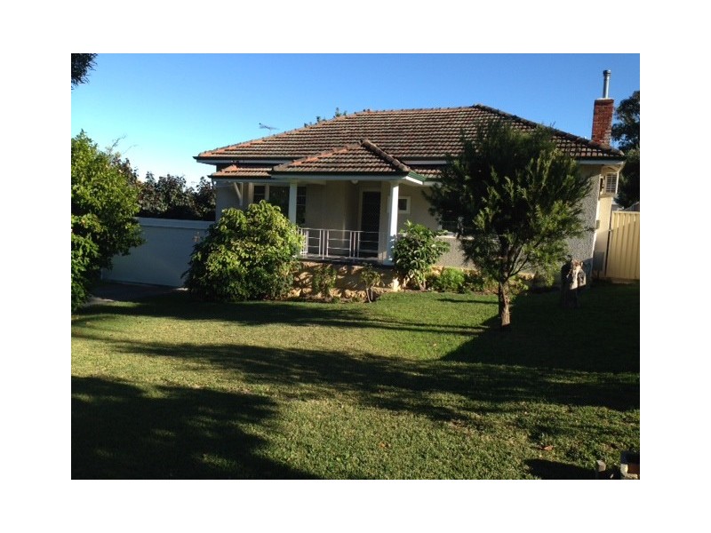 28 Boronia Crescent, City Beach WA 6015