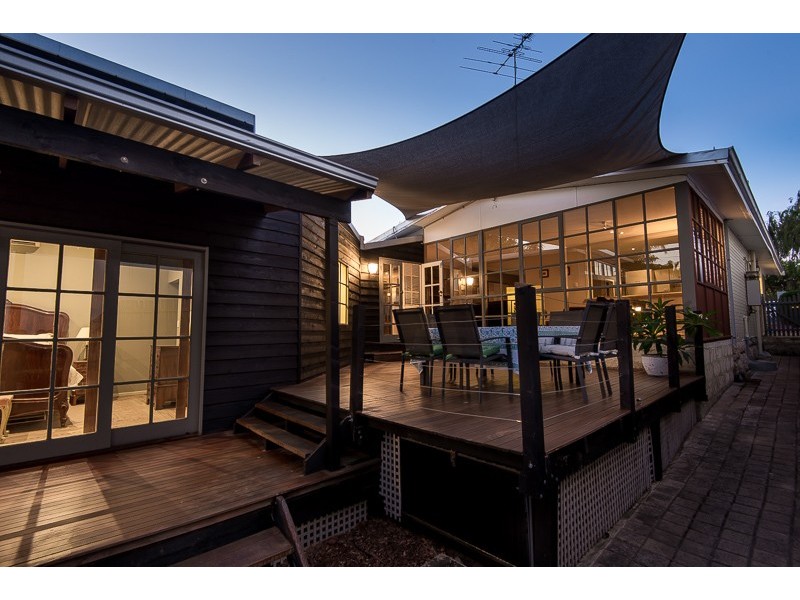 6 Winifred Street, Mosman Park WA 6012