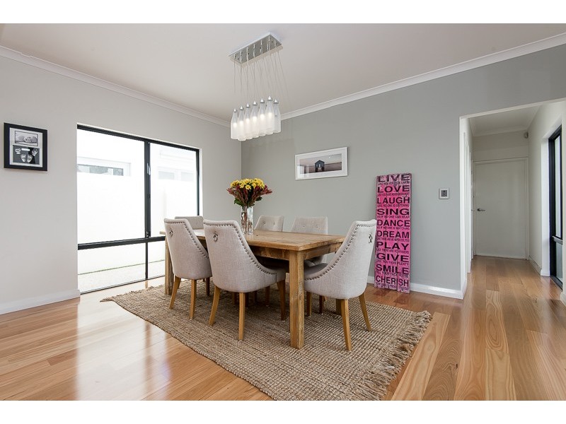 6 Grasstree Way, Churchlands WA 6018