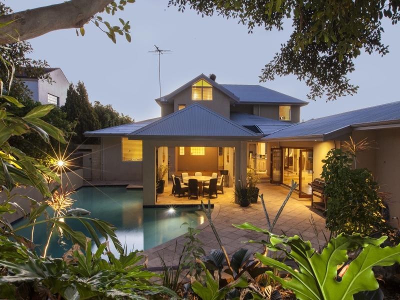 10 Calver Place, City Beach WA 6015