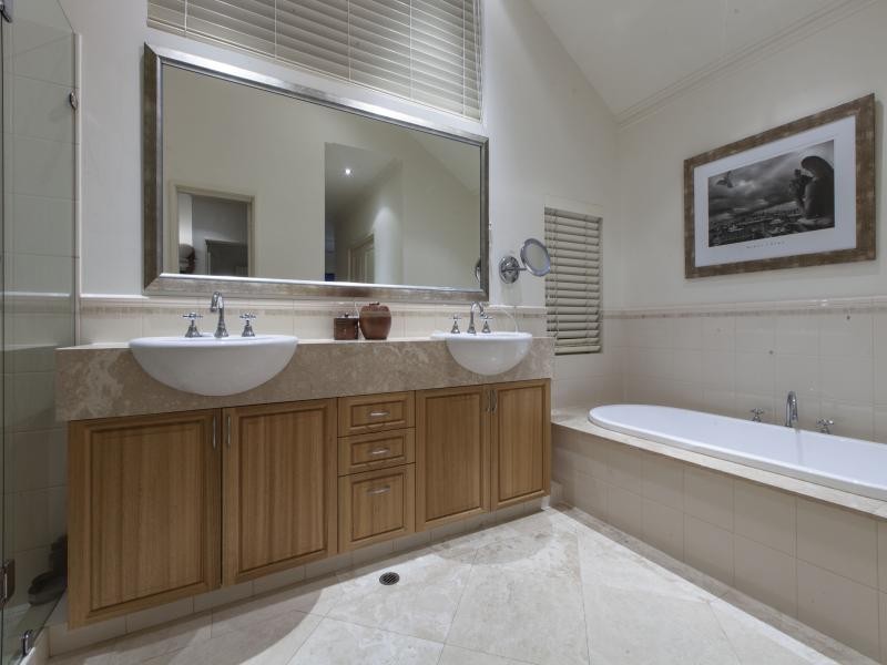 10 Calver Place, City Beach WA 6015