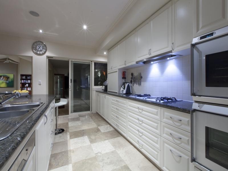 10 Calver Place, City Beach WA 6015