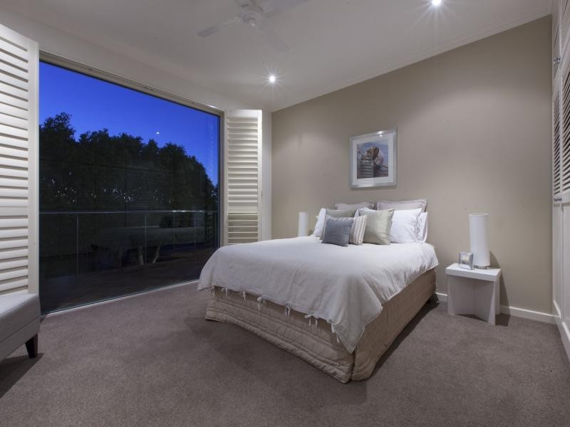 10 Calver Place, City Beach WA 6015