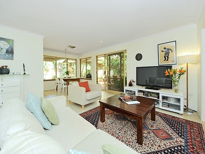 1 Moss Vale, Floreat WA 6014