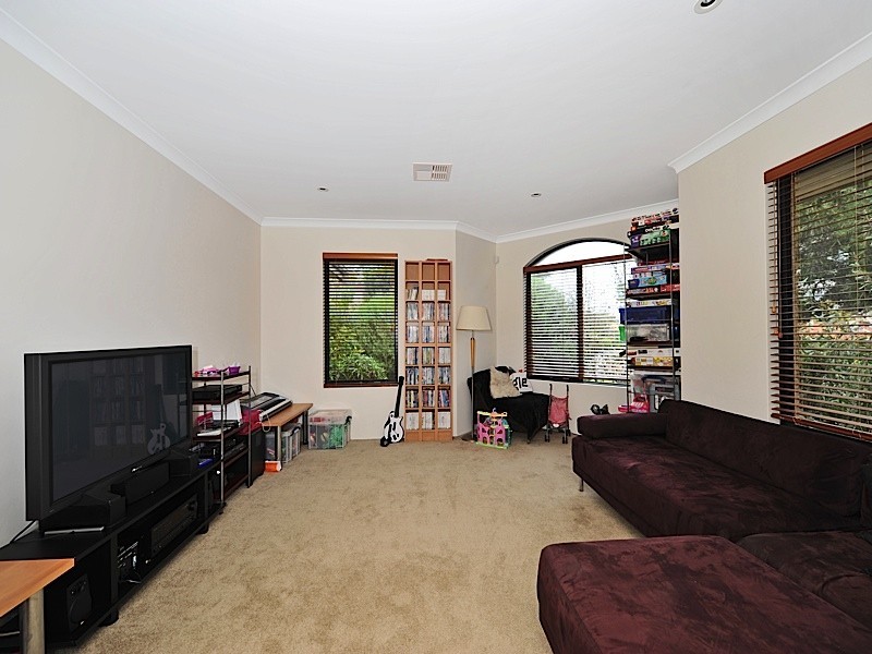 38 Kirkdale Avenue, Floreat WA 6014