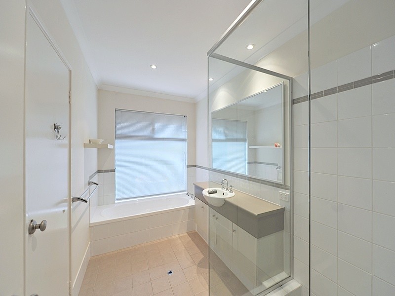 38 Kirkdale Avenue, Floreat WA 6014