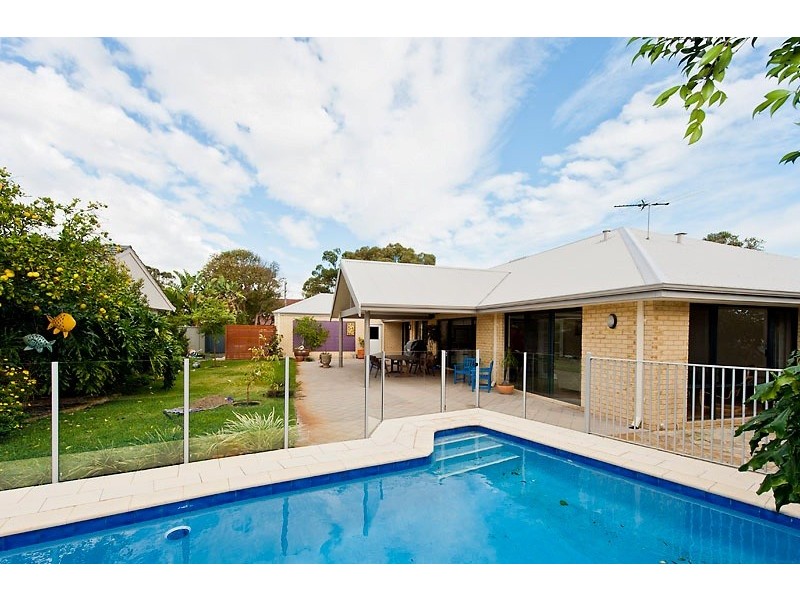 38 Kirkdale Avenue, Floreat WA 6014