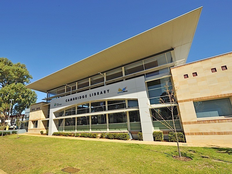 38 Kirkdale Avenue, Floreat WA 6014