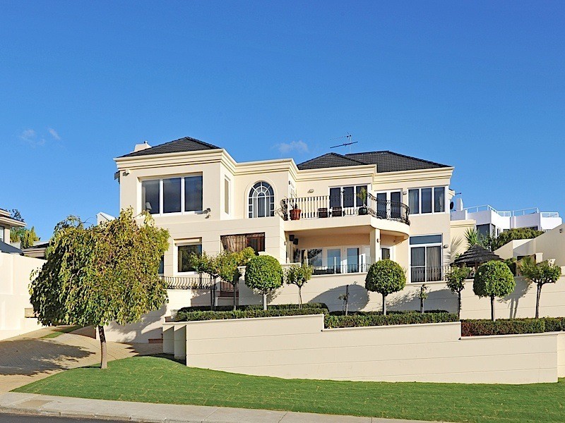 41 Marapana Road, City Beach WA 6015