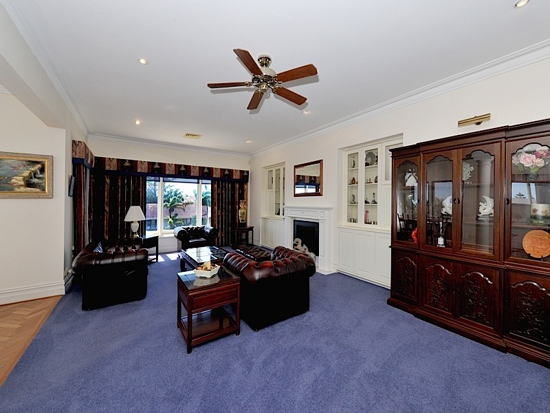 41 Marapana Road, City Beach WA 6015