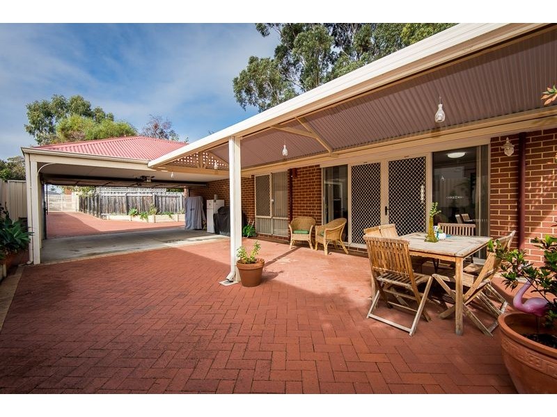 5a Lee Avenue, Hilton WA 6163