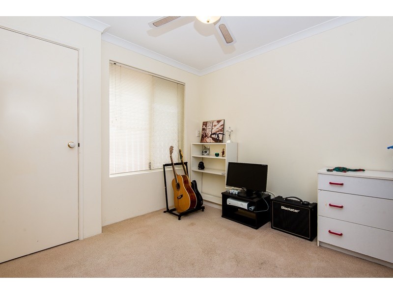 5a Lee Avenue, Hilton WA 6163