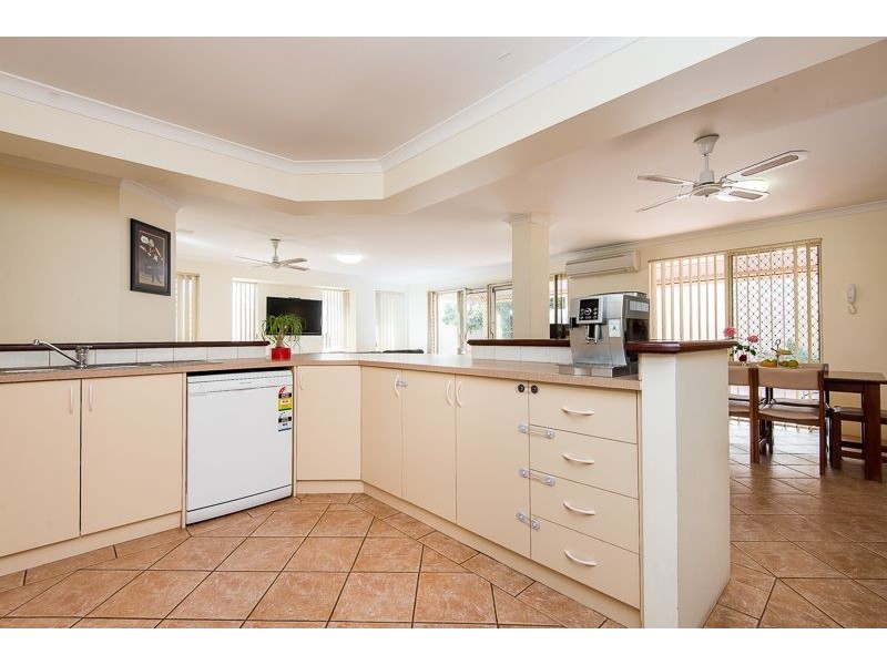 5a Lee Avenue, Hilton WA 6163