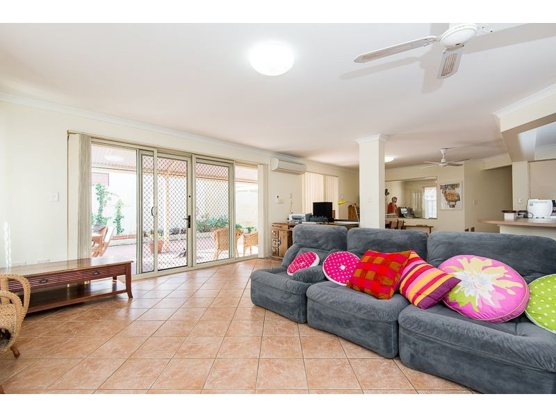 5a Lee Avenue, Hilton WA 6163