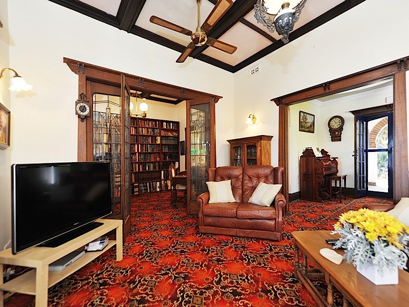 22 Hovea Crescent, City Beach WA 6015