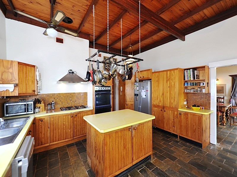 22 Hovea Crescent, City Beach WA 6015