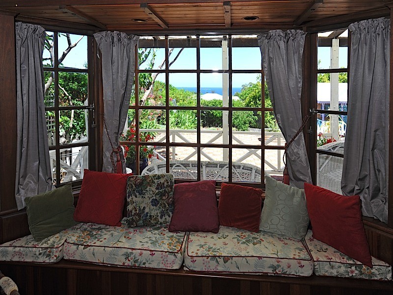 22 Hovea Crescent, City Beach WA 6015