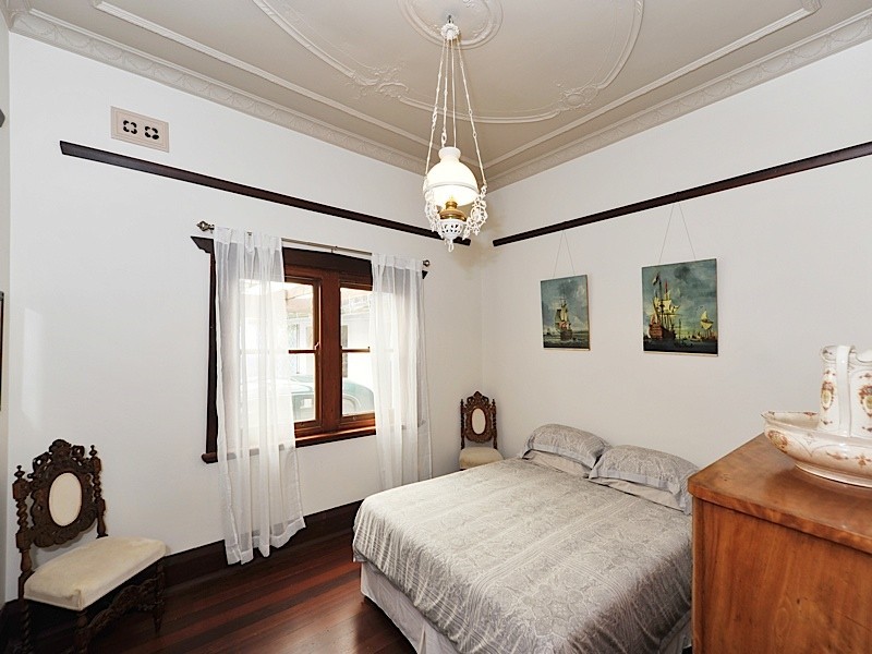 22 Hovea Crescent, City Beach WA 6015