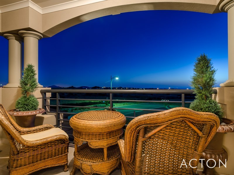 33 Kallatina Drive, Iluka WA 6028