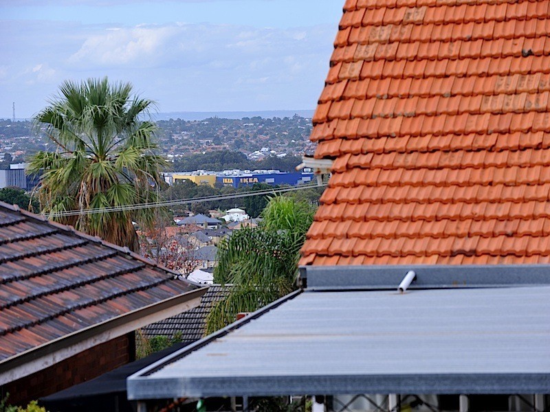 23 Sydenham Road, Doubleview WA 6018