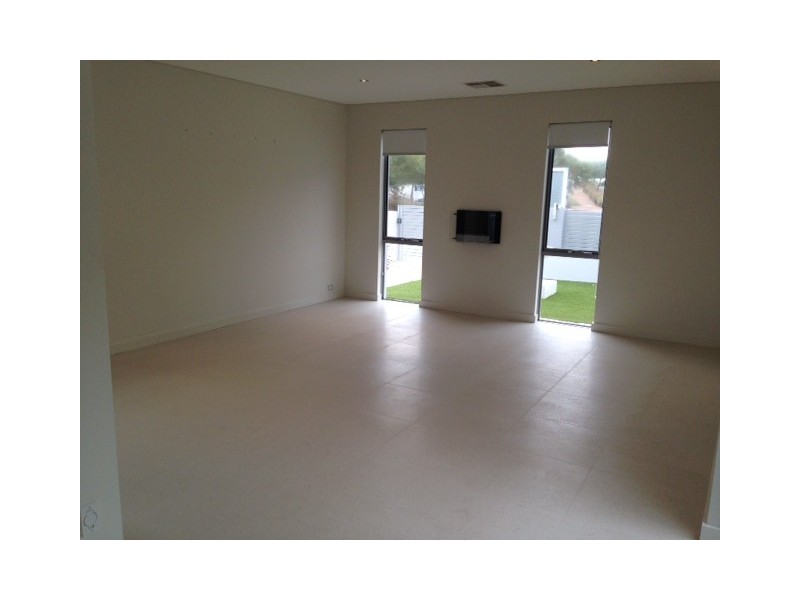 2 Gali Lane, City Beach WA 6015