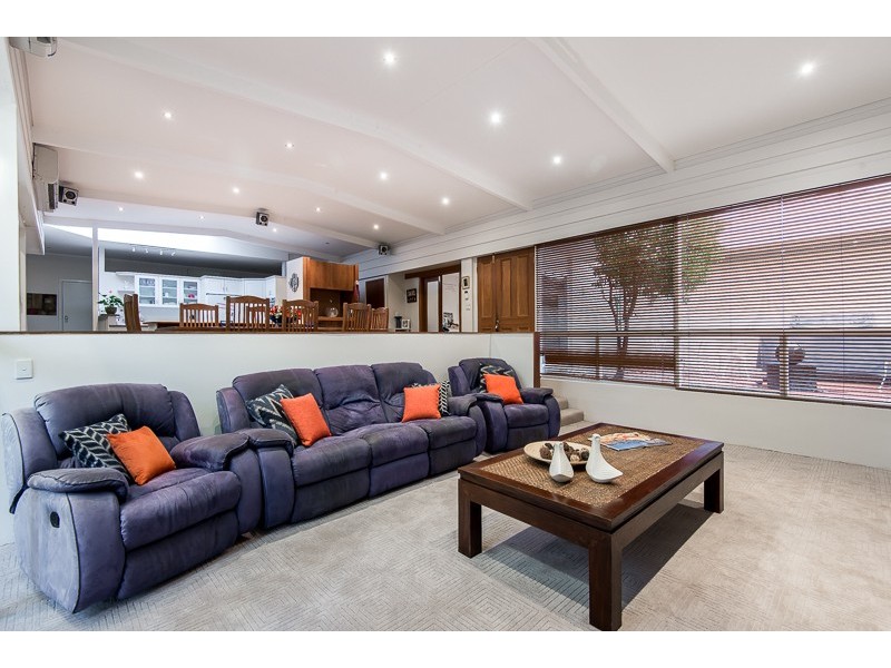 52 Dumfries Road, Floreat WA 6014