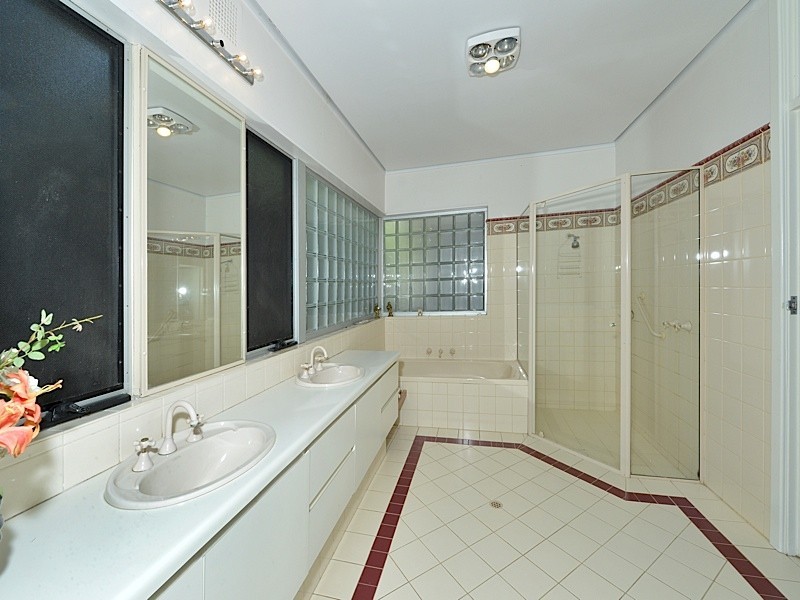 52 Dumfries Road, Floreat WA 6014