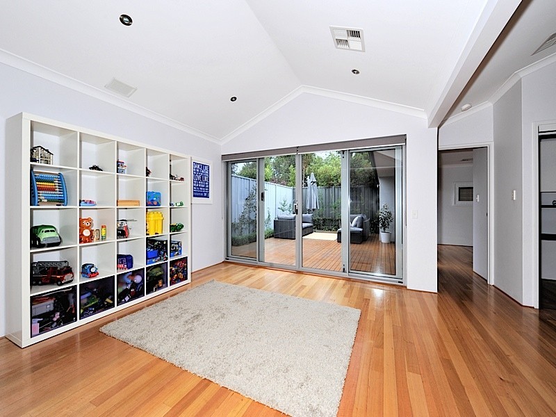 2 Village Mews, Floreat WA 6014