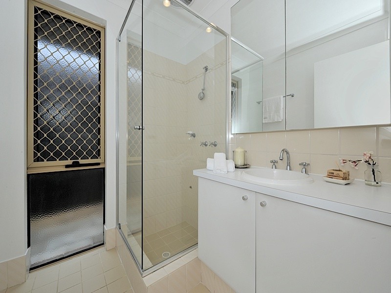 2 Village Mews, Floreat WA 6014