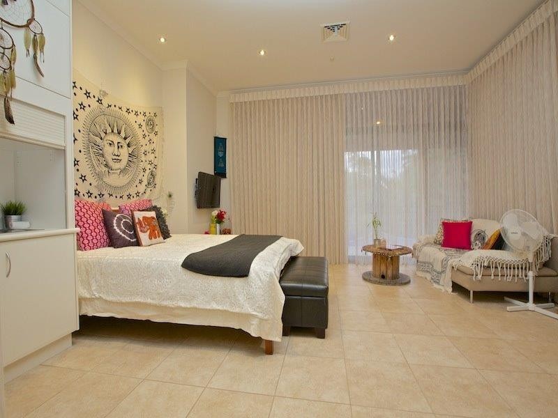 41 Clanmel Road, Floreat WA 6014