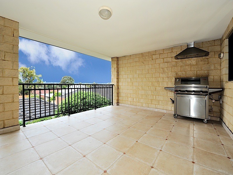 A/100 Lissadell Street, Floreat WA 6014