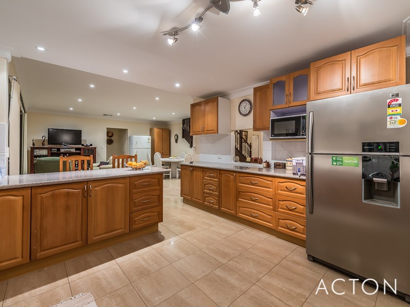 39 Otisco Crescent, Joondalup WA 6027