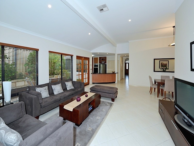 15 Morden Street, Wembley Downs WA 6019