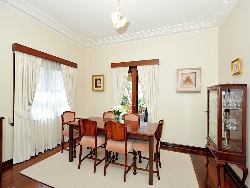 8 Linden Gardens, Floreat WA 6014