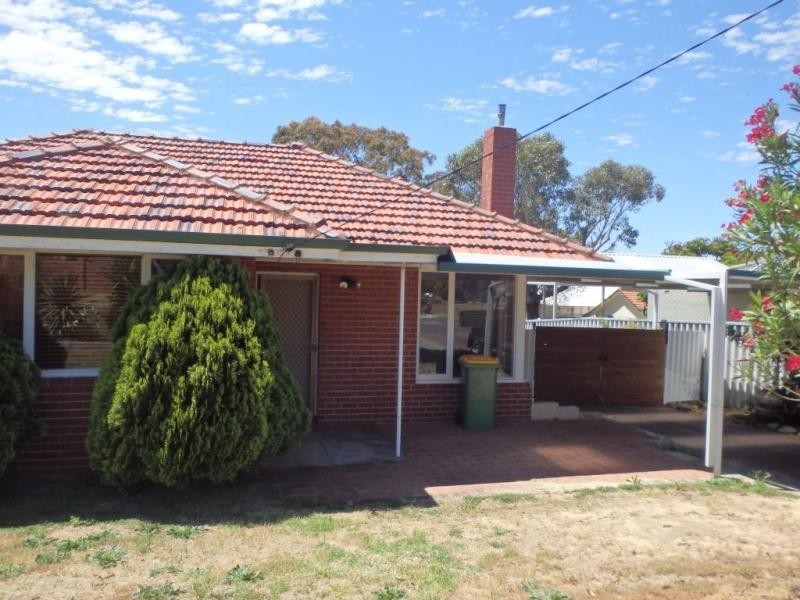 4 Batten Street, Coolbellup WA 6163